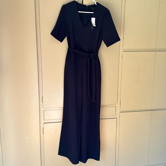 Banana Republic Pants - Banana republic navy lined V neck short sleeve tie belt wide leg jumpsuit. Sz 8